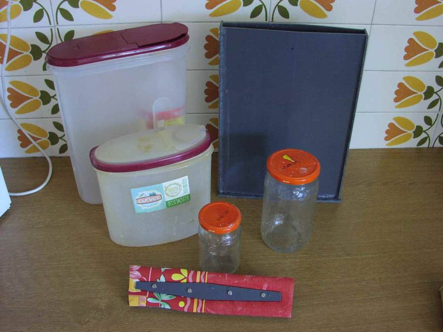 collection_de_bidons.jpg collection_de_bidons.jpg